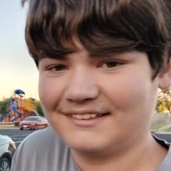 Babysitter in Amarillo: Damian