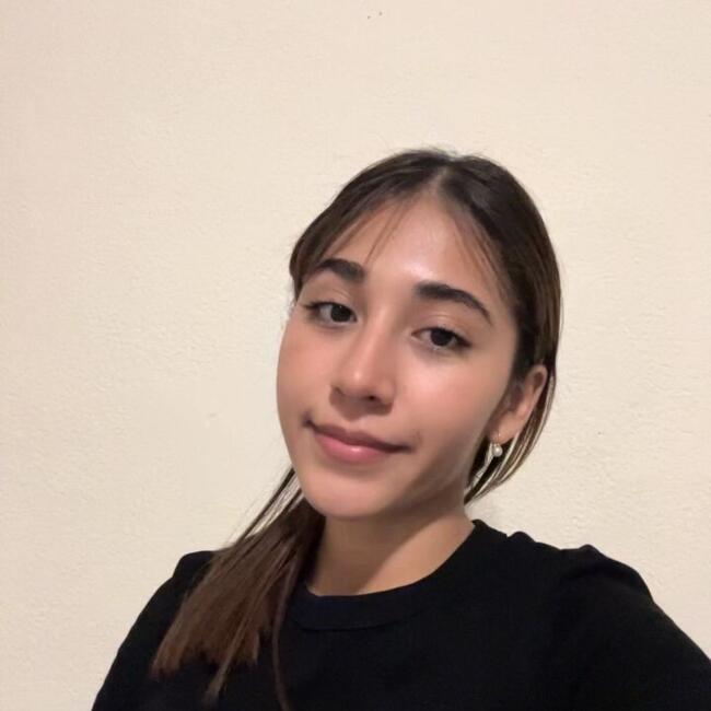 Babysitter in Valencia: Kimberly