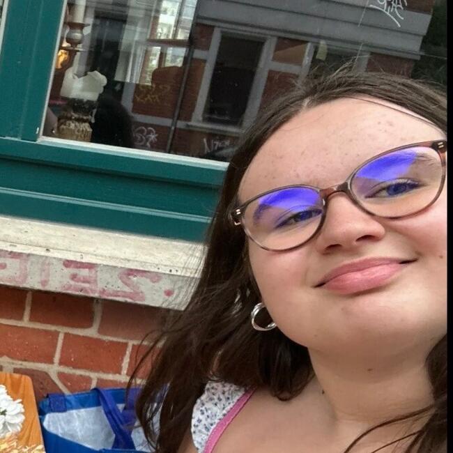 Babysitter in Hanover: Lilly Sophie