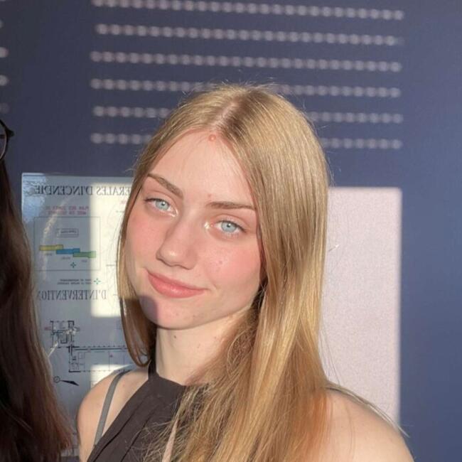 Babysitter in Domgermain: Charlotte