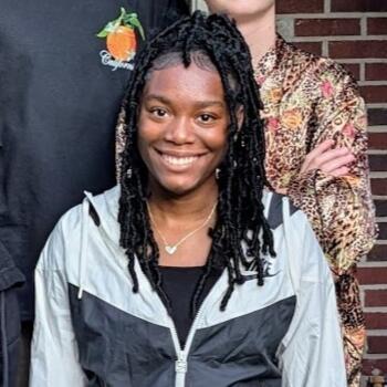 Babysitter in Indianapolis: Zakiya