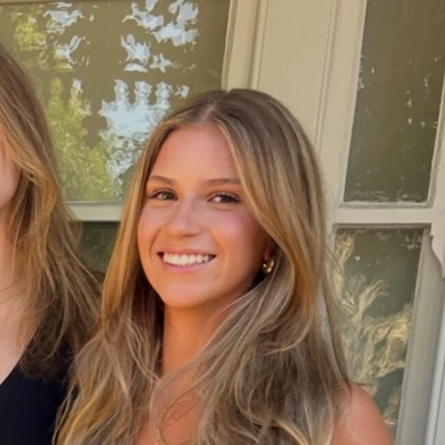 Babysitter in Melbourne: Manon