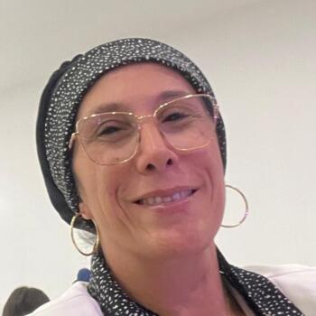 Nounou à Saint-Denis-de-Pile: Nevım