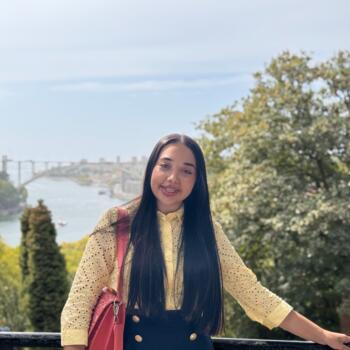 Babysitter em Vale (Vila Nova de Famalicão): Riana
