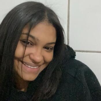 Babysitter in Indaiatuba: Yngrid