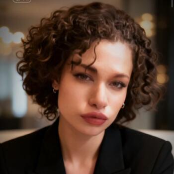 Babysitter in Campinas: Julia