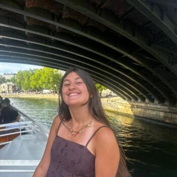 Babysitter in Toulouse: Ynaïs