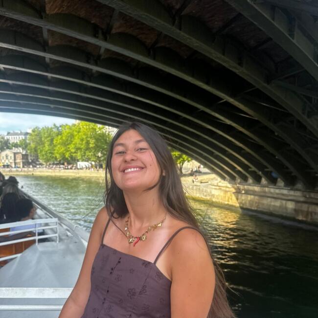 Babysitter in Toulouse: Ynaïs