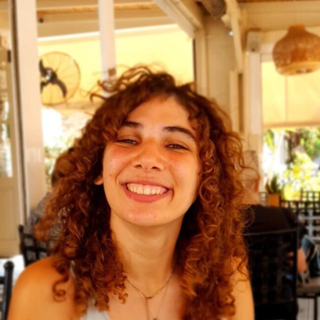 Nanny in Athens: Χριστιάννα