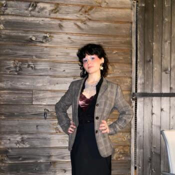 Babysitter in Bordeaux: Anna