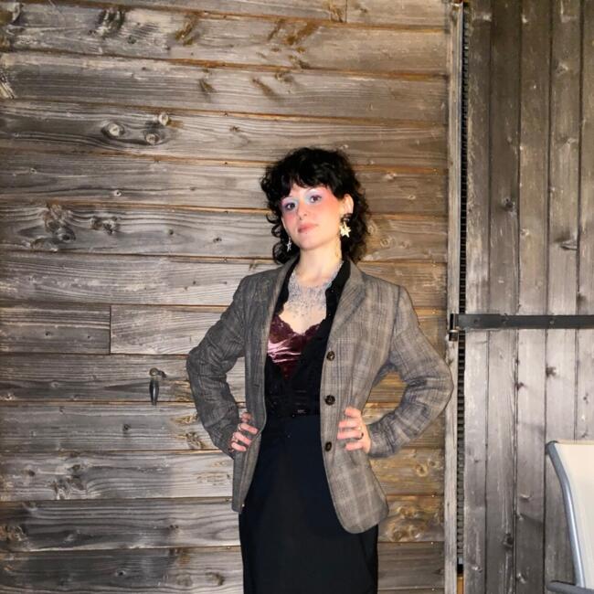 Babysitter in Bordeaux: Anna