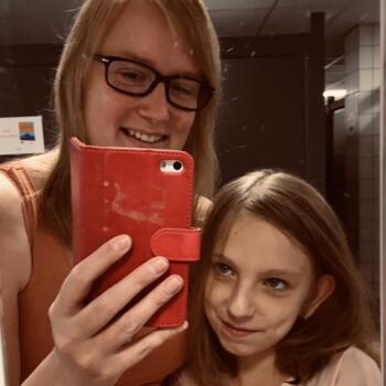 Baby-sitter in Lochristi: Jennifer