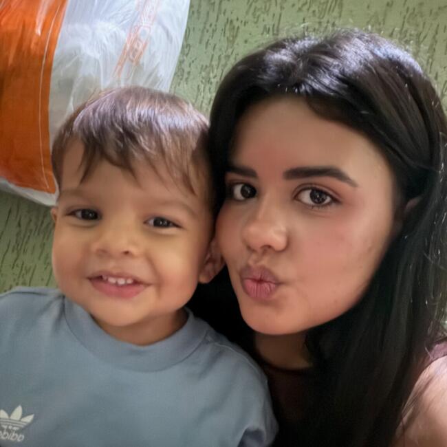 Babysitter in Houston: Bruna