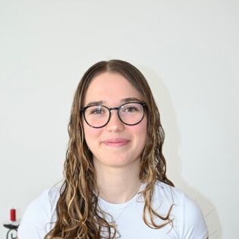 Babysitter in Düdingen: Jael