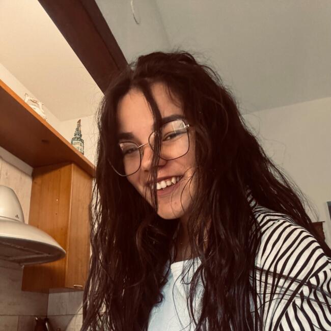 Babysitter in Montesilvano Marina: Rebecca