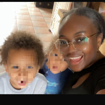 Babysitter in Le Havre: Karen