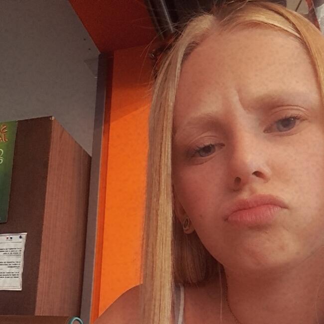 Babysitter in Cocheren: Léa