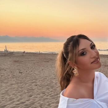 Babysitter in Battipaglia: Asia