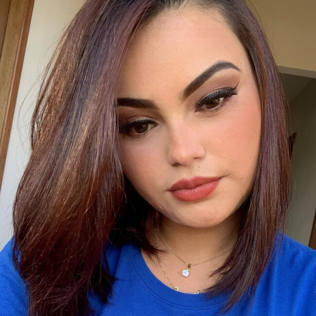 Babá em Betim: Mariza