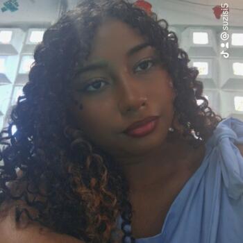 Babá em Fortaleza: Suziellen