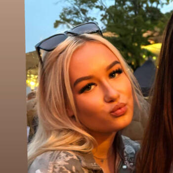 Babysitter in Voorburg: Faithley