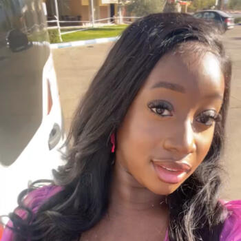 Babysitter Barking: Henrina