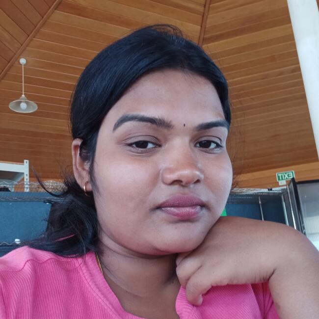 Babysitter in Auckland: Shobana Arumugam