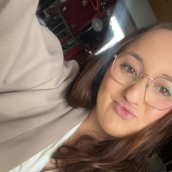 Babysitter in Segré: Ynes