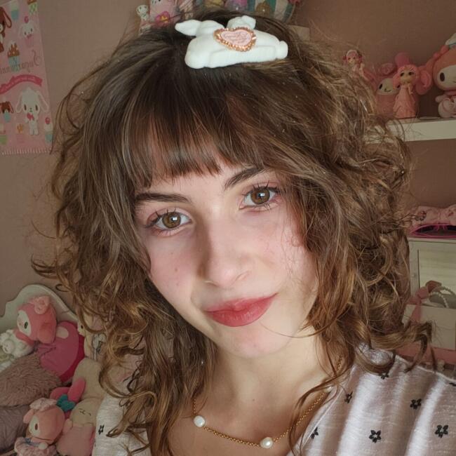 Babysitter in Courtrai: Naomi