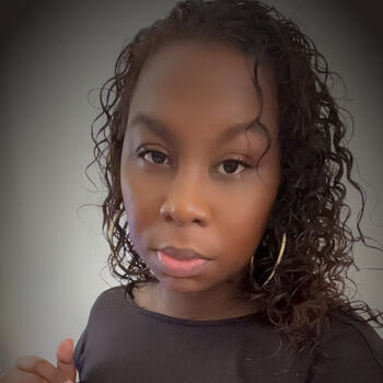 Babysitting job in Orléans: babysitting job Emilie