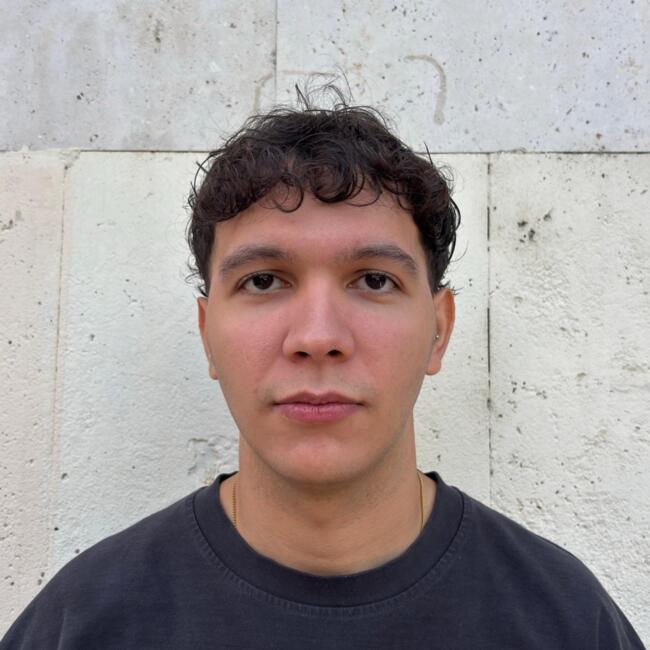 Canguro en Valladolid: Ismael