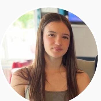 Babysitter in Les Sables d'Olonne: Livia