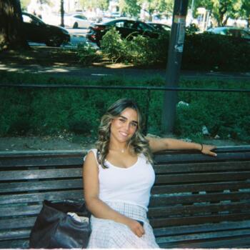 Babysitter in Lisbon: Alice