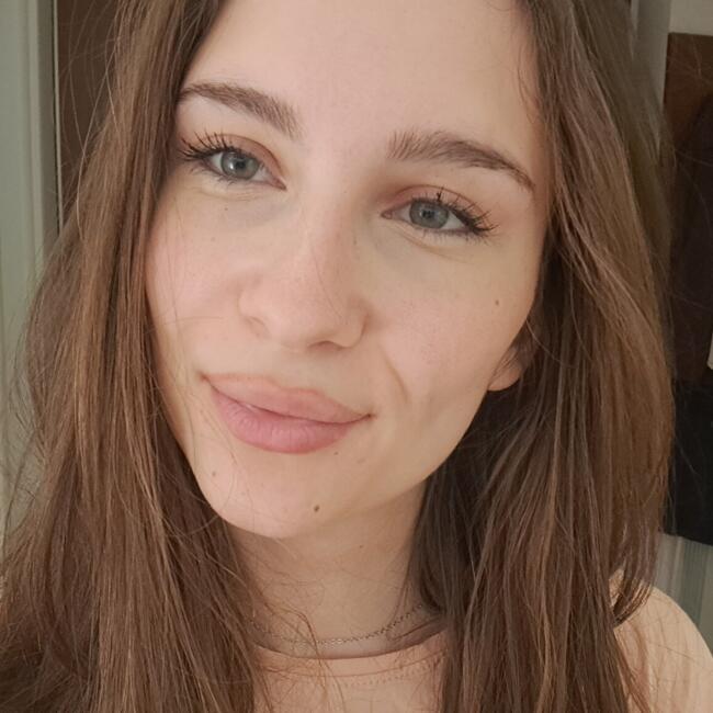 Bebisiterka u Beograd: Nina