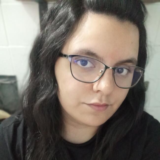 Babysitter in Montevideo: Valeria brun