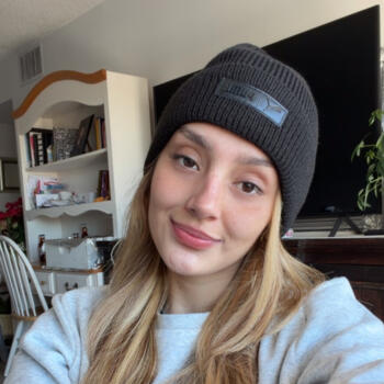 Babysitter Grecia: Noelia Bogantes Rojas