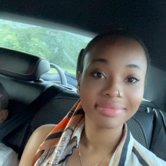 Babysitter in Chambéry-le-Vieux (Auvergne-Rhône-Alpes): Nellyane