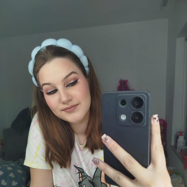 Babysitter in Begaljica: Nina