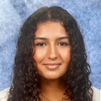 Baby-sitter in Vanves: Mellina