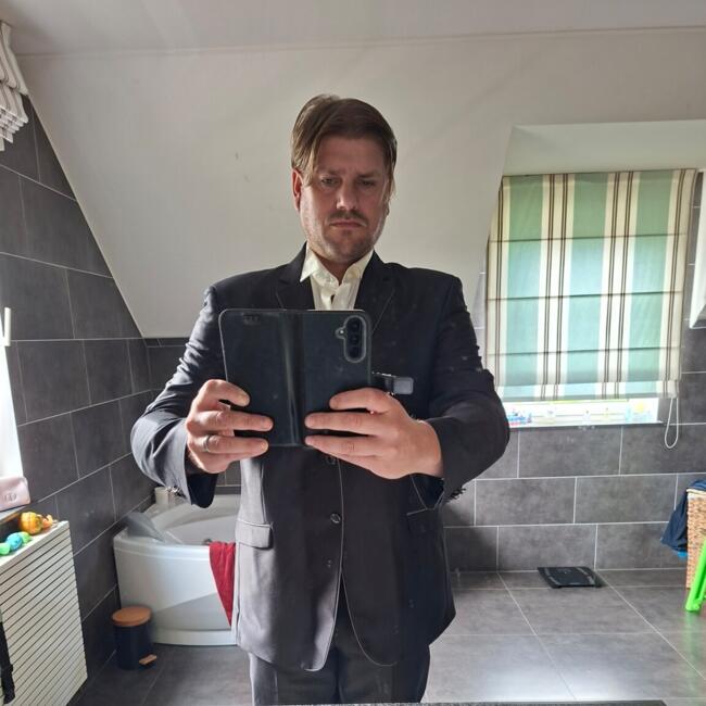 Babysitjob in Bree: Kris