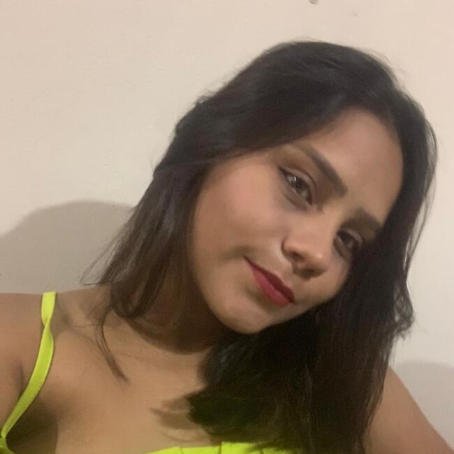 Babysitter in Cuiabá: Anny