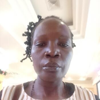 Babysitter Kampala: ROSE-MILDRED
