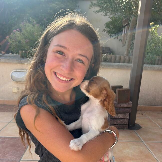 Babysitter in Clermont-Ferrand: Lou