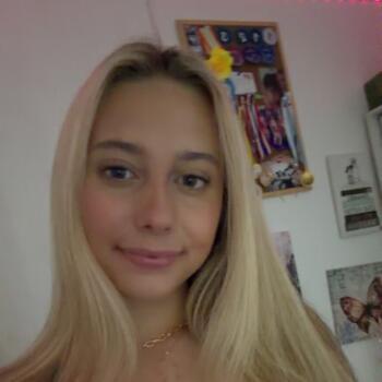 Babysitter Chelmsford: Courtney Sargent