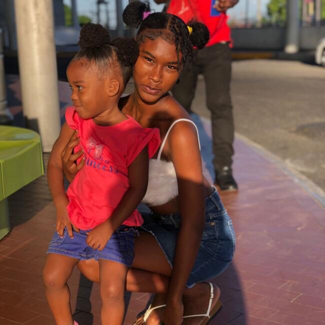 Babysitter in Kingston: Lavii