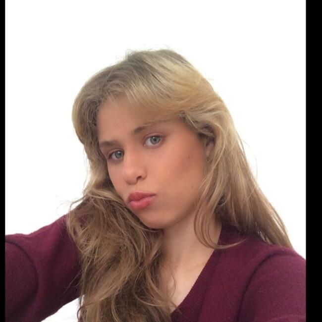 Babá em Brasília: Ana