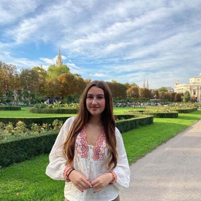 Nanny in Cork: Ángeles