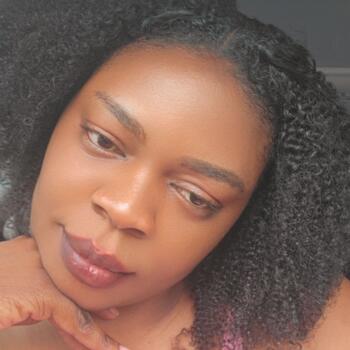 Nanny in North Miami: Jenny