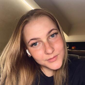 Canguro Vélez-Málaga: Emeliina