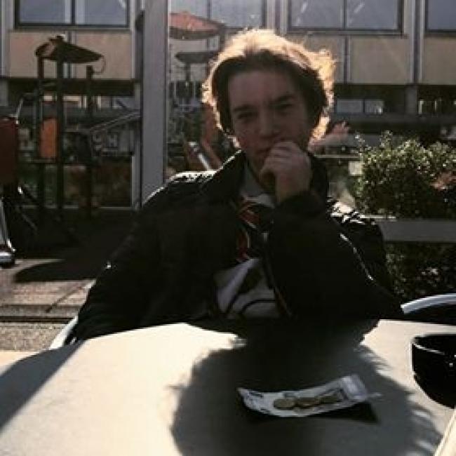 Barnvakt i Anzegem: Thibaut